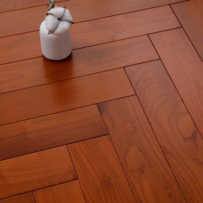 Plancher en chêne à os de poisson à plusieurs couches avec système TG ou Click et bois réel