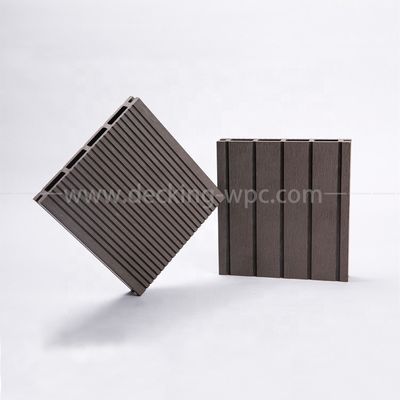 Surfaces en WPC composites certifiées SGS avec support technique en ligne et caractéristique anti-rot