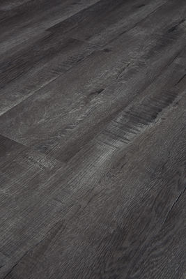 Plancher laminé AC3 de 7 mm pour une fonction insonorisée et des performances résistantes à l'usure élevées