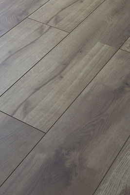 AC4 Taux de résistance à l'usure T G Laminate Floor Staircase Nose Machine pour les planchers d'ingénierie
