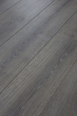 Projet de conception graphique Solution Capacité Plancher laminé Artens Plancher en bois franc