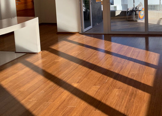 Plancher en bambou solide imperméable à l'eau de 12 mm certifié ISO9001 et écologique