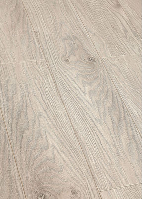 AC4 Classe 32 Plancher laminé adhésif à la machine pour plancher en bambou organique auto-adhésif