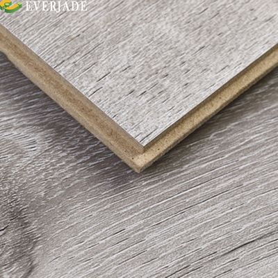 1218*198mm AC5 Carreaux de sol en vinyle résistant à l'usure pour revêtements de sol stratifiés Everjade Tech