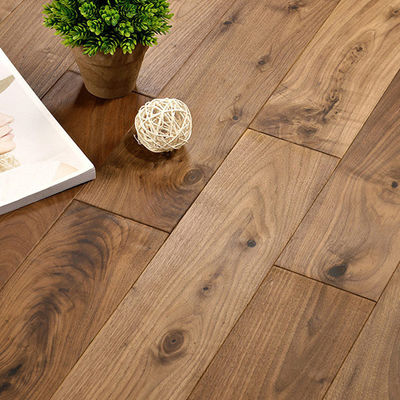 Plancher en chêne à os de poisson à plusieurs couches avec système TG ou Click et bois réel