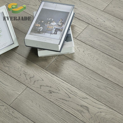 Plancher en bois gris brun Grain imperméable à l'eau Plancher en bois massif
