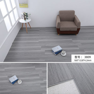 Service après-vente Inspection sur place SPC Plancher en vinyle par clic imperméable à l'eau 5 mm 8 mm 4 mm