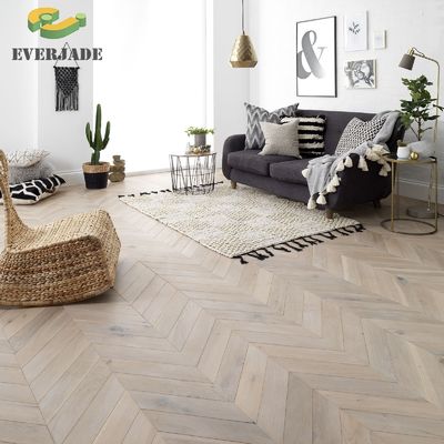 Style de design moderne bois dur en os de poisson planche de sol en bois avec bois de chêne génie