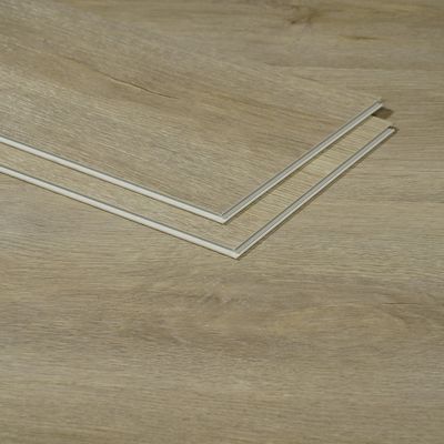 Plancher SPC imperméable à l'eau et antidérapant en bois