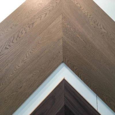 Plancher de parquet en bois à trois couches pour le salon