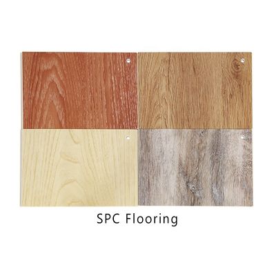 Planchers SPC à l'intérieur avec revêtement de laque UV et installation facile du système Unilin Click