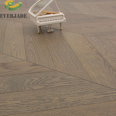 Plancher en bois conçu avec un échantillon gratuit
