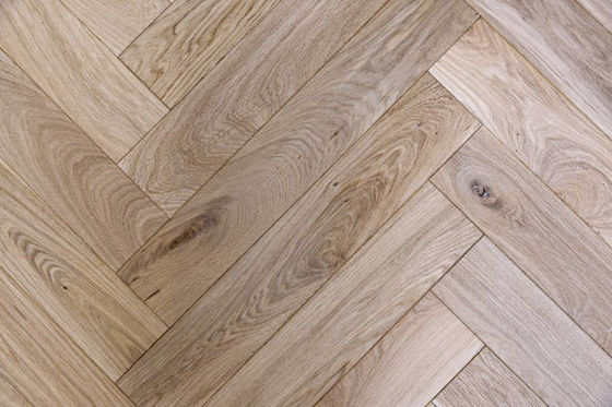8 mm 10 mm 12 mm AC4 HDF Surface en relief de plancher en bois stratifié avec technologie allemande