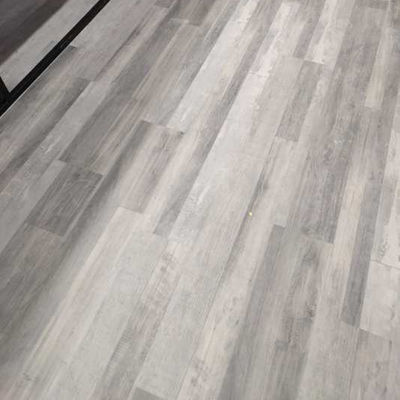 Plancher SPC facile à cliquer étanche à l'eau étanche au feu pour les environnements intérieurs 4 mm 5 mm