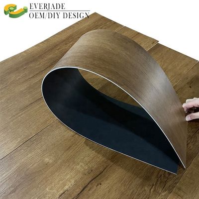 Facile à entretenir 7 mm 8 mm 12 mm carreaux de vinyle de luxe pour intérieur moderne dans le style européen