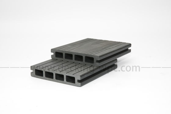 10,3%-1,4% Densité Port de chargement de Shanghai 3D en relief profond composite WPC planches de terrassement