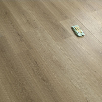 OEM ODM de revêtements de sol en vinyle de stratification gris au Royaume-Uni avec certificat ISO9001 / ISO14001 / CE