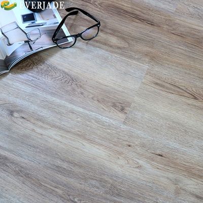 SPC planche de sol en vinyle 5 mm 8 mm carreaux de luxe à base rigide pour les besoins du client