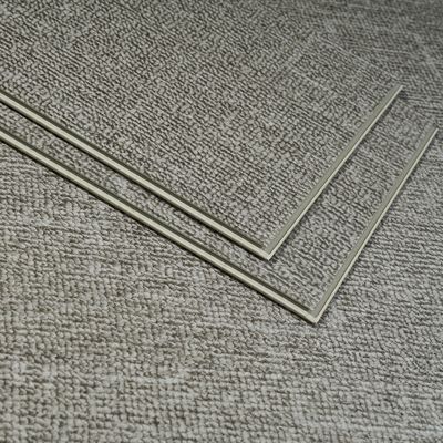 Chambre de loisirs style personnalisé Fermeture à grains en bois Vinyle plancher de plastique SPC plancher pour l' intérieur