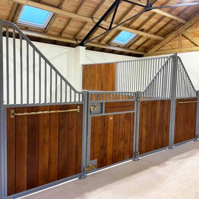 Outlet Étables de chevaux cour de course sur mesure Club équestre Clôture panneaux de construction