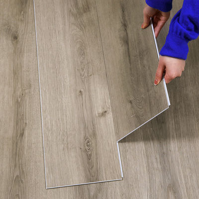 Design moderne carreaux de sol SPC imperméable à l'eau plancher à base rigide SPC