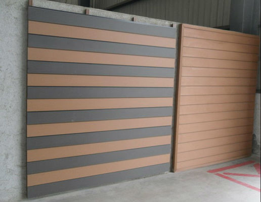 Panneau de mur extérieur à extrusion de couleur personnalisée en WPC pour revêtement extérieur moderne