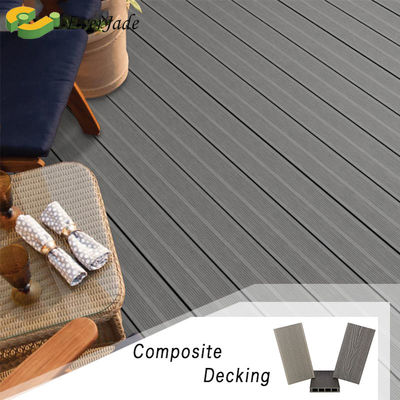 Couvertures en PVC 2x4 3d Liquideurs de bois en bois en plastique composite 100% PVC 22 mm CE
