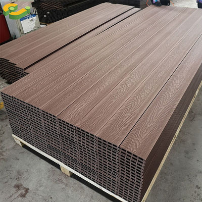 Couvertures en PVC 2x4 3d Liquideurs de bois en bois en plastique composite 100% PVC 22 mm CE