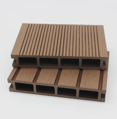 Coextrusion résistante aux fissures wpc deck voyage composite decking avec 12 choix de couleurs