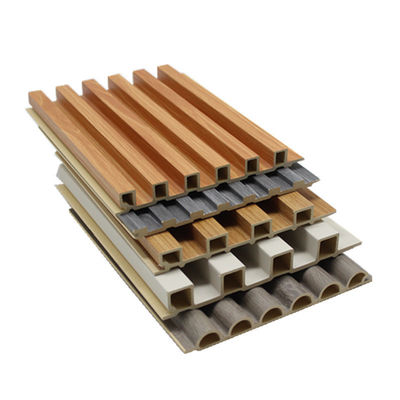 Panneaux de placage en bois colorés en ondes géométriques 3D revêtement murale en PVC pour fond de télévision