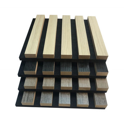 Panneaux muraux adsorbants au bruit en bois en PET Panneau acoustique en bois à grès
